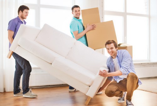 Affordable moving van options for budget-conscious movers