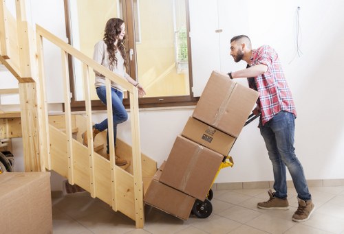Cost-effective moving van services with packing assistance